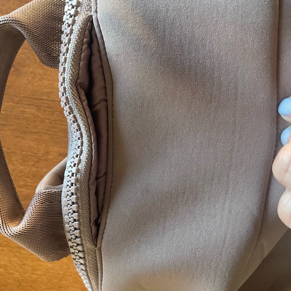 DAKOTA NEOPRENE BACKPACK - Picture 4 of 5